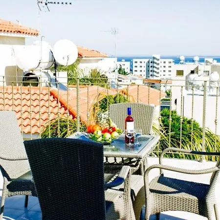 Lena * Protaras