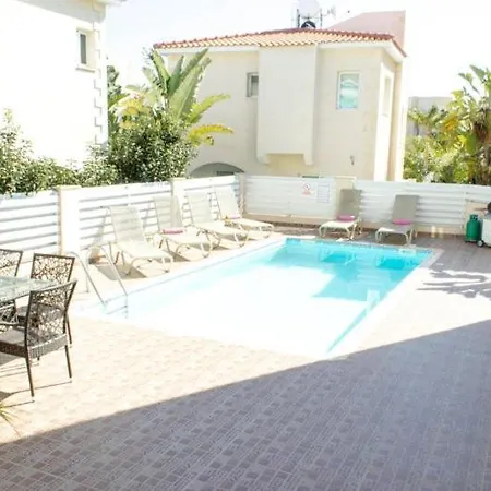 Holiday home Lena *